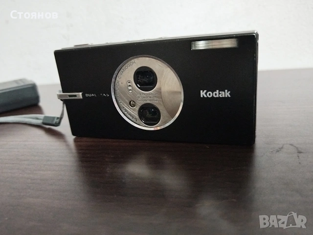 Kodak EasyShare V570 , снимка 2 - Фотоапарати - 51701844