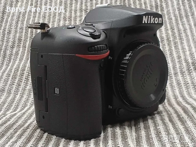 Фотоапарат и обектив Nikon D7200 AF-S NIKKOR 18-135mm + Грип