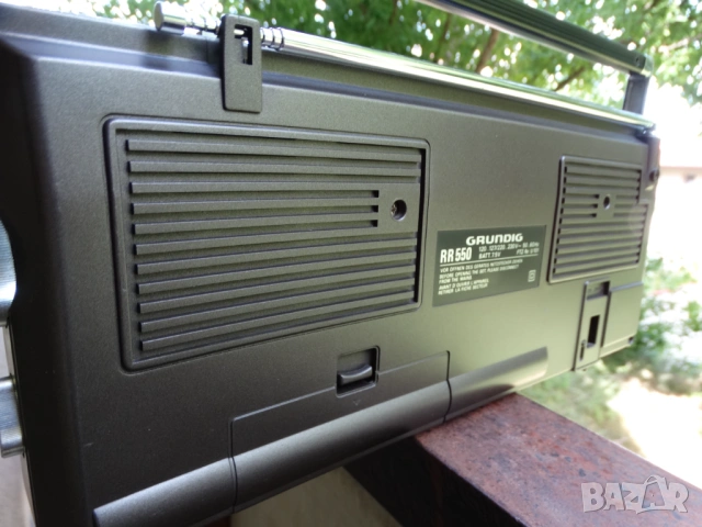 GRUNDIG RR 550 ..., снимка 16 - Радиокасетофони, транзистори - 54721418