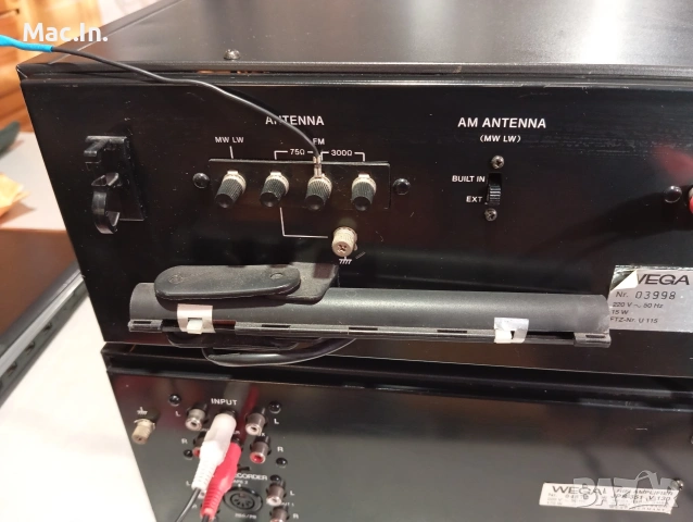 Усилвател и тунер Wega 351/Sony, снимка 10 - Ресийвъри, усилватели, смесителни пултове - 54767413