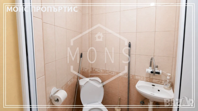 Търговско помещение за продажба в централната част на гр. Горна Оряховица, снимка 8 - Магазини - 55133523