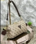 чанти GUESS - 💫22 cm x 13 cm, снимка 7