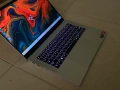 14' 2.5K 240Hz Ryzen 9 7940HS Razer Blade 32GB DDR5/512GB NVMe/Nvidia RTX 4070 8GB/Бат. 6ч, снимка 6