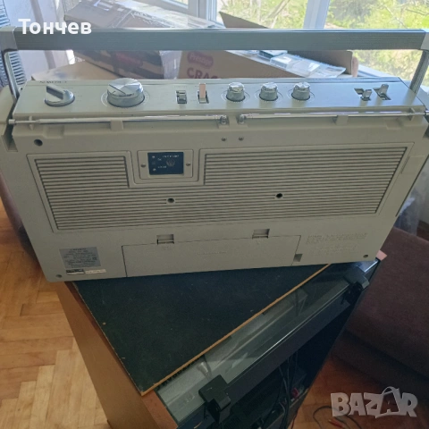 Радиокасетофон Crown CSC-950L, снимка 2 - Радиокасетофони, транзистори - 54330285