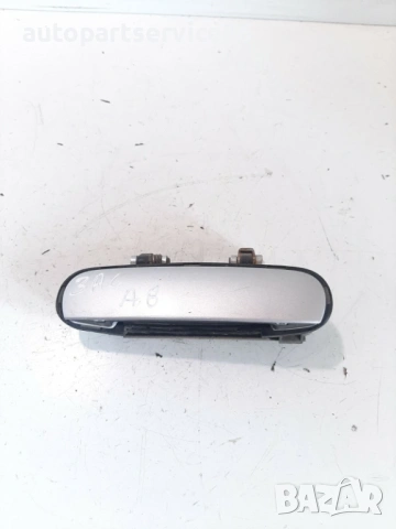 Външна дръжка на задна лява врата сребриста за Audi A8 3.3 TDI AKF (2002) 4B1837885 