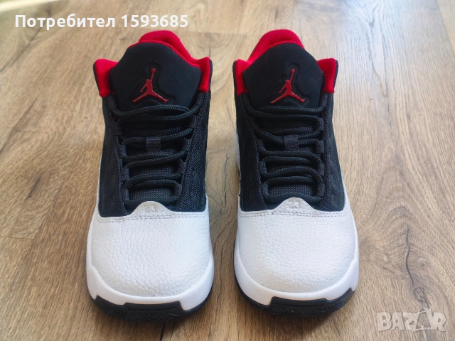 Nike Air Jordan Max Aura 2 36.5 (CN8094-100) – нови, оригинални, снимка 3 - Кецове - 54017035