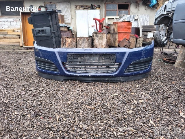 Предна броня за Opel Astra H , снимка 6 - Части - 48729961