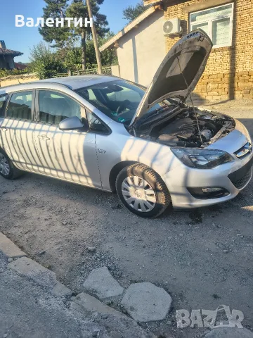 Opel Astra J 1,6 CDTI B16DTH, снимка 13 - Автомобили и джипове - 55683459