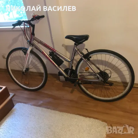 Продавам  изцяло  алуминиев   велосипед  : Като  нов   28  цола  . Марка   Матрих  