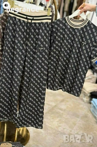 🍬🍬🍬Дамски Комплект Guess , снимка 2 - Комплекти - 54245428