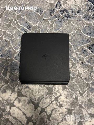 Ps4 slim конзола 