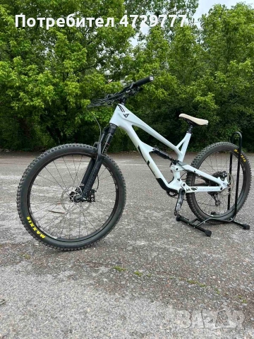 Планински велосипед YT Jeffsy CF 27.5