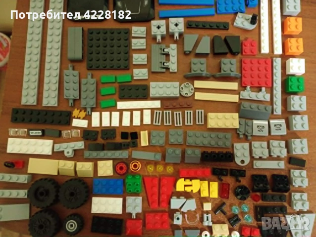 Lego минифигури и части (Всичко заедно), снимка 4 - Конструктори - 55173944