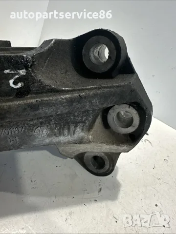 Тампон на двигателя за Chevrolet Captiva 2.2 VCDi (2012), снимка 2 - Части - 55461163
