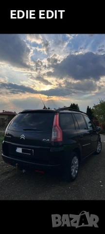 Citroen grand C4 Picasso 7 местен 1.6 HDI 2009 обслужен перфектно състояние , снимка 5 - Автомобили и джипове - 54509335