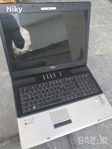 Fujitsu Siemens Amilo за части , снимка 2 - Части за лаптопи - 55051762