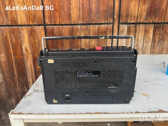 Радио касетофон mbo model3300, снимка 2 - Радиокасетофони, транзистори - 54587471