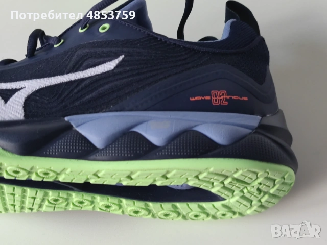 Маратонки за Зала Mizuno Wave Luminous 2 / 43 номер Подходящи за Волейбол, Скуош, Тенис и др., снимка 11 - Спортни обувки - 54884206
