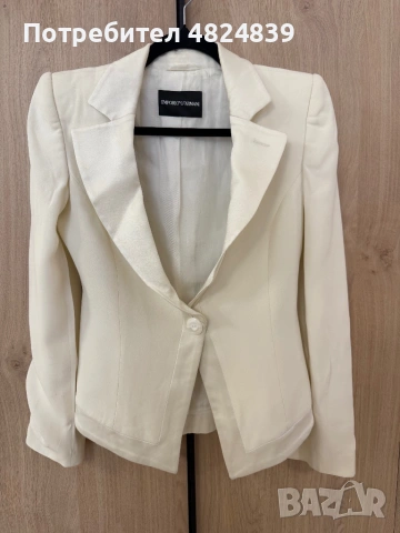 Бяло сако Emporio Armani, снимка 4 - Сака - 54620819