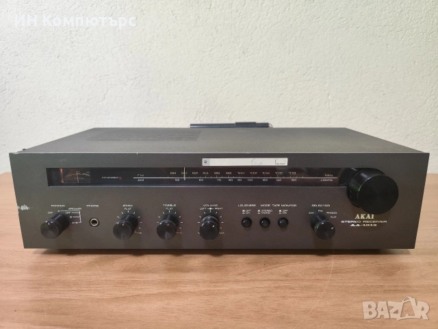 Продавам ретро стерео ресийвър Akai AA-1015