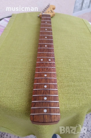 Гриф от Squier Bulet Stratocaster , снимка 8 - Китари - 54488066