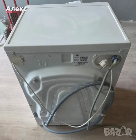 Продавам Пералня Whirlpool 7 кг. с оставащи 4 год. гаранция, снимка 4 - Перални - 55424396