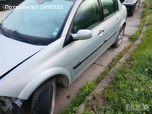 Renault Megane 2 зa части, снимка 2 - Автомобили и джипове - 54395341