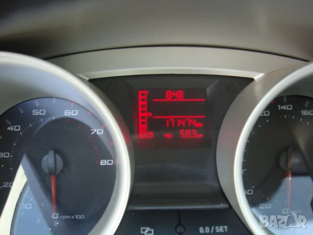 Сеат Ибиза 1.4 бензин, снимка 3 - Автомобили и джипове - 55699095