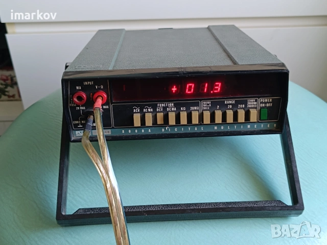 Дигитален мултицет Fluke 8000a - ретро, снимка 2 - Друга електроника - 54270373