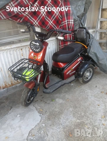 Продава се електрическа триколка 