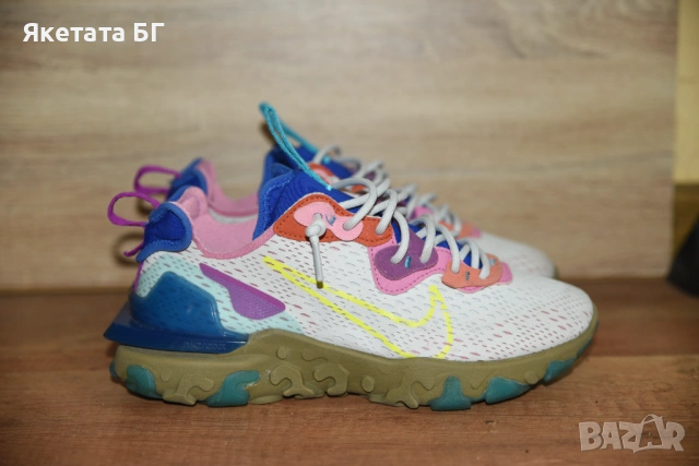 Nike W REACT VISION оригинални дамски маратонки размер 40