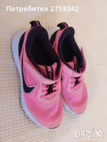 Детски маратонки NIKE, снимка 5 - Детски маратонки - 55562812