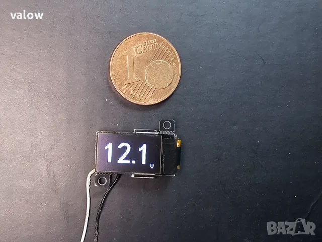 Цифров супер малък волтметър DC 0-30v за кола камион каравана мотор