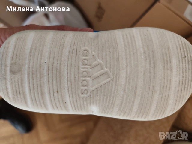 Детски маратонки Adidas!, снимка 6 - Детски маратонки - 53986797