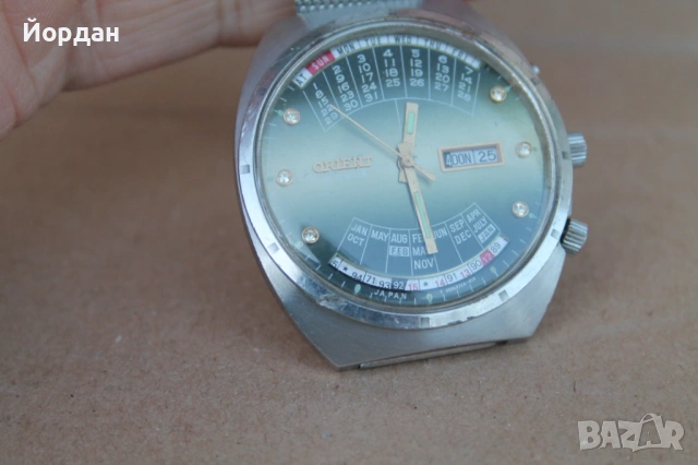 Мъжки Японски часовник ''Orient'' календар , снимка 3 - Мъжки - 53999520