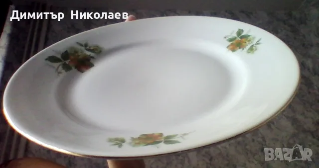 Сервиз за хранене , снимка 2 - Сервизи - 55531429