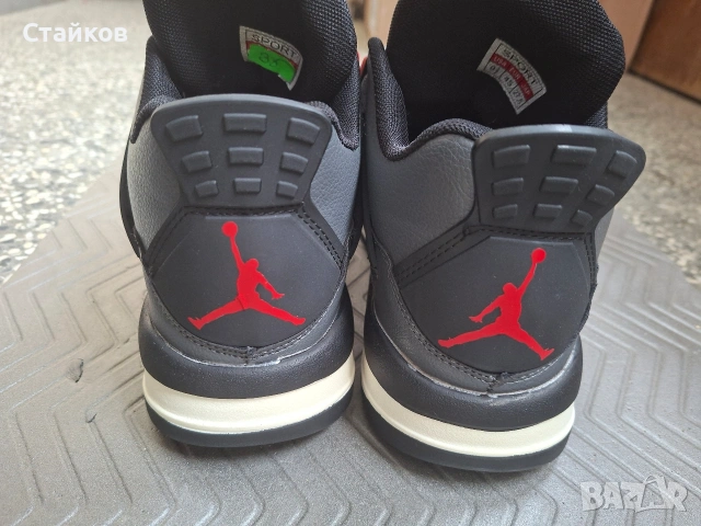 Мйратонки Air Jordan 4 Retro "Toro Bravo" нови, снимка 6 - Маратонки - 54650175