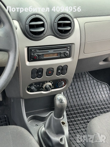 Dacia Sandero 1.2i 75кс, снимка 12 - Автомобили и джипове - 55038005
