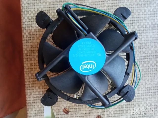 Продава Процесор Intel Celeron G3900 , снимка 2 - Процесори - 55506220