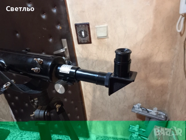 Рефракторен телескоп Vivitar (168x/525x) със статив – Като нов!, снимка 2 - Други ценни предмети - 54716487