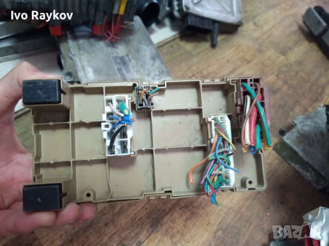 BSI бушонно табло 82201AG010 Subaru Legacy, снимка 2 - Части - 55156014