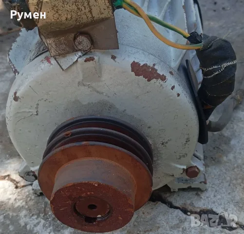 Монофазен електродвигател 0.55kW 1440 оборота , шайба за 2 ремъка, снимка 3 - Електродвигатели - 55640110
