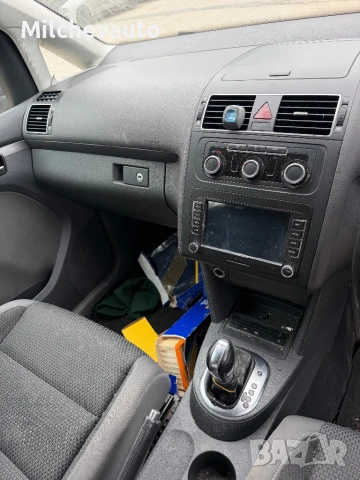 Фв туран 1.6тди дсг на части / vw touran 1.6tdi dsg , снимка 9 - Автомобили и джипове - 54487678