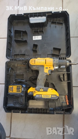 Винтоверт Dewalt DCD771, снимка 2 - Винтоверти - 55245505