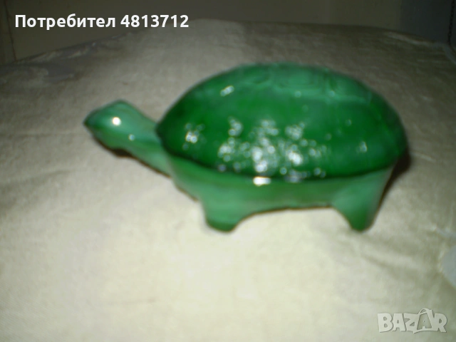 Зелена стъклена фигурка на костенурка                                                           , снимка 4 - Колекции - 54922697