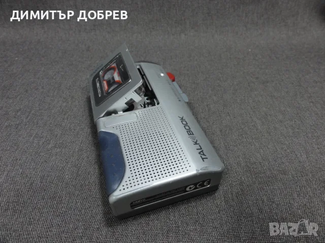 СТАР РЕТРО КАСЕТЕН ДИКТОФОН MICROCASSETTE RECORDER SANYO TALK-BOOK TRC-540M, снимка 4 - Радиокасетофони, транзистори - 55536619