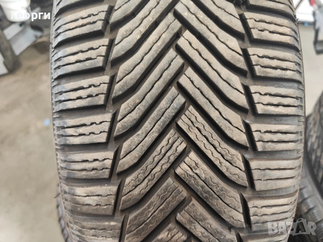 4бр.зимни гуми 215/55/17 Michelin