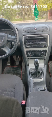 Шкода Октавия 2012г , снимка 7 - Автомобили и джипове - 54626525