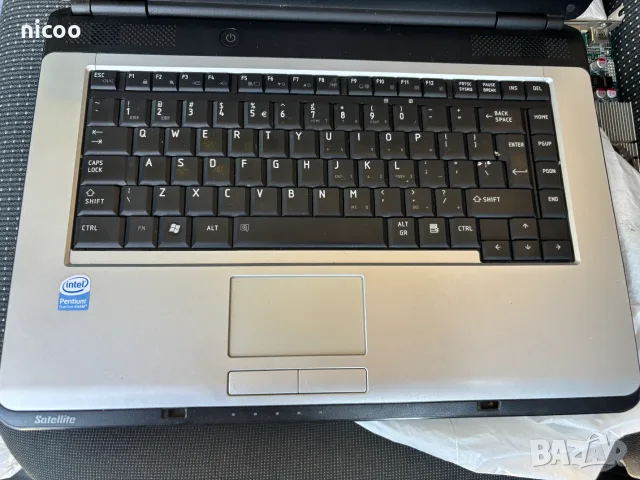 Лаптоп Toshiba Satelite L300, снимка 5 - Части за лаптопи - 55630933