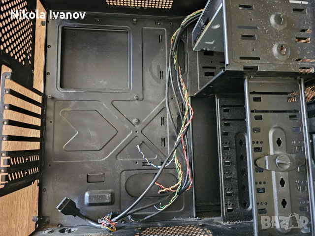 Компютърна кутия Cooler Master K350 + DVD | за NAS / Home Lab (Без страничен капак) | ATX | 7 HDD, снимка 4 - Захранвания и кутии - 54719403